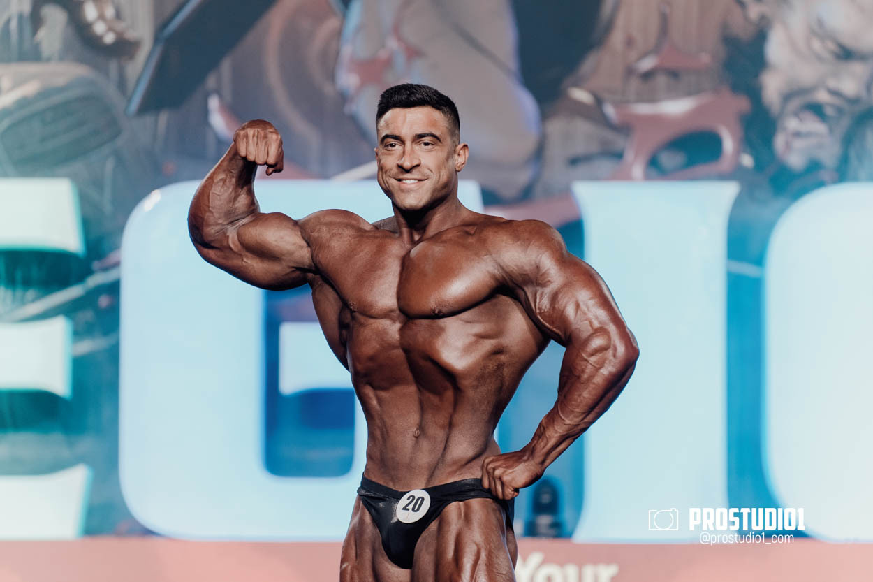 CLASSIC MEN’S PHYSIQUE. Photo & Video Production Studio #1