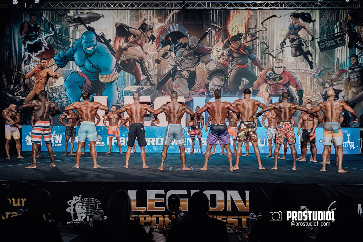 MEN’S PHYSIQUE. Photo & Video Production Studio #1