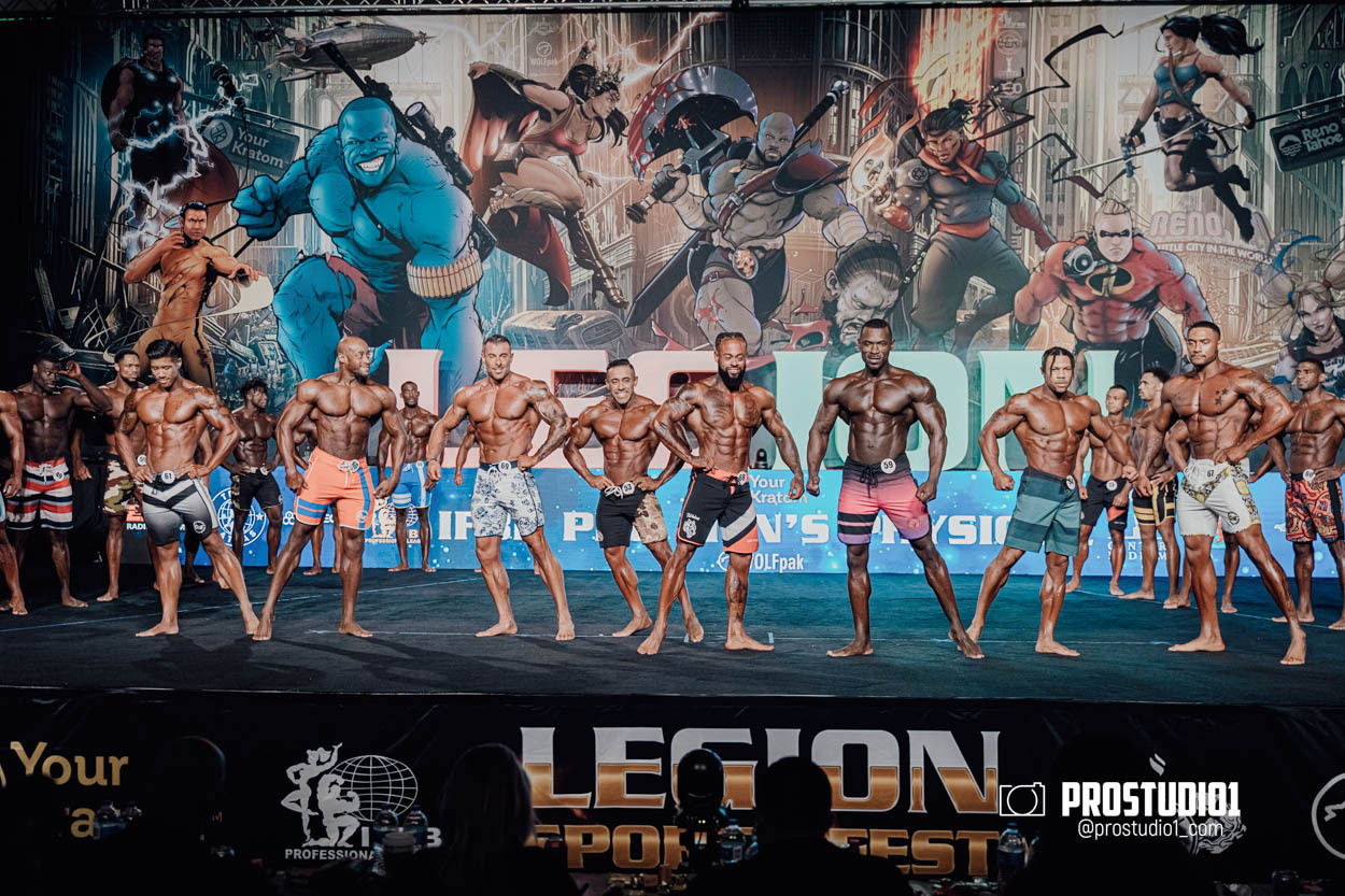 MEN’S PHYSIQUE. Photo & Video Production Studio #1