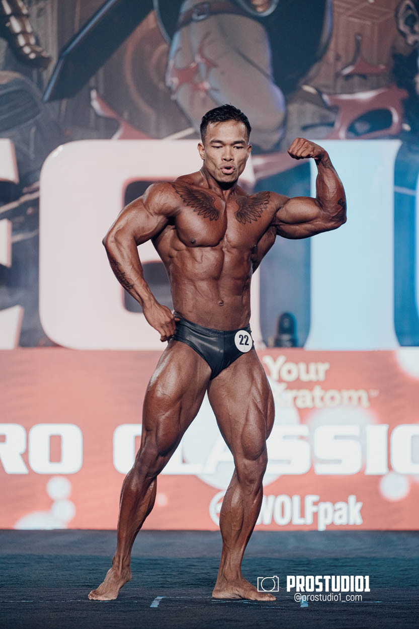 CLASSIC MEN’S PHYSIQUE. Photo & Video Production Studio #1