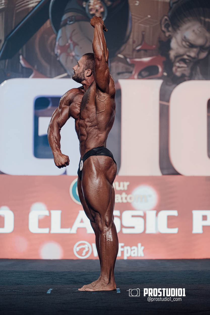 CLASSIC MEN’S PHYSIQUE. Photo & Video Production Studio #1