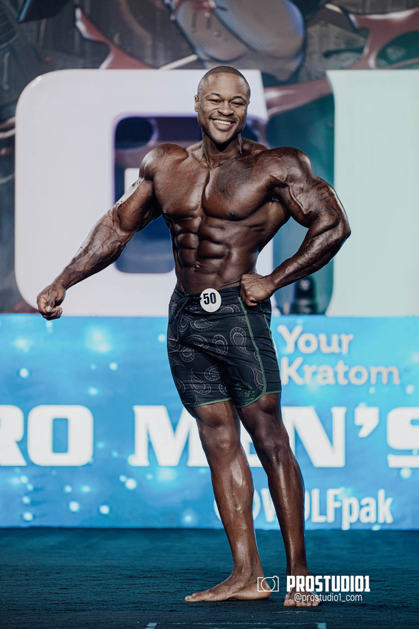 MEN’S PHYSIQUE. Photo & Video Production Studio #1