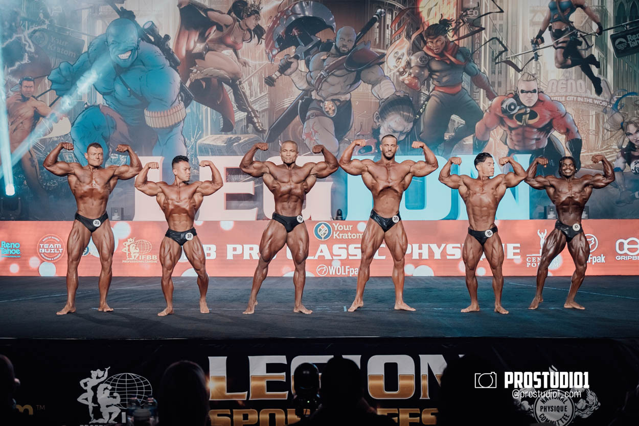 CLASSIC MEN’S PHYSIQUE. Photo & Video Production Studio #1