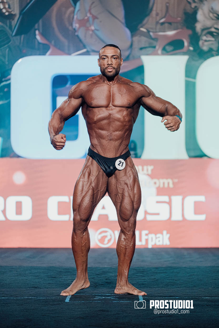 CLASSIC MEN’S PHYSIQUE. Photo & Video Production Studio #1