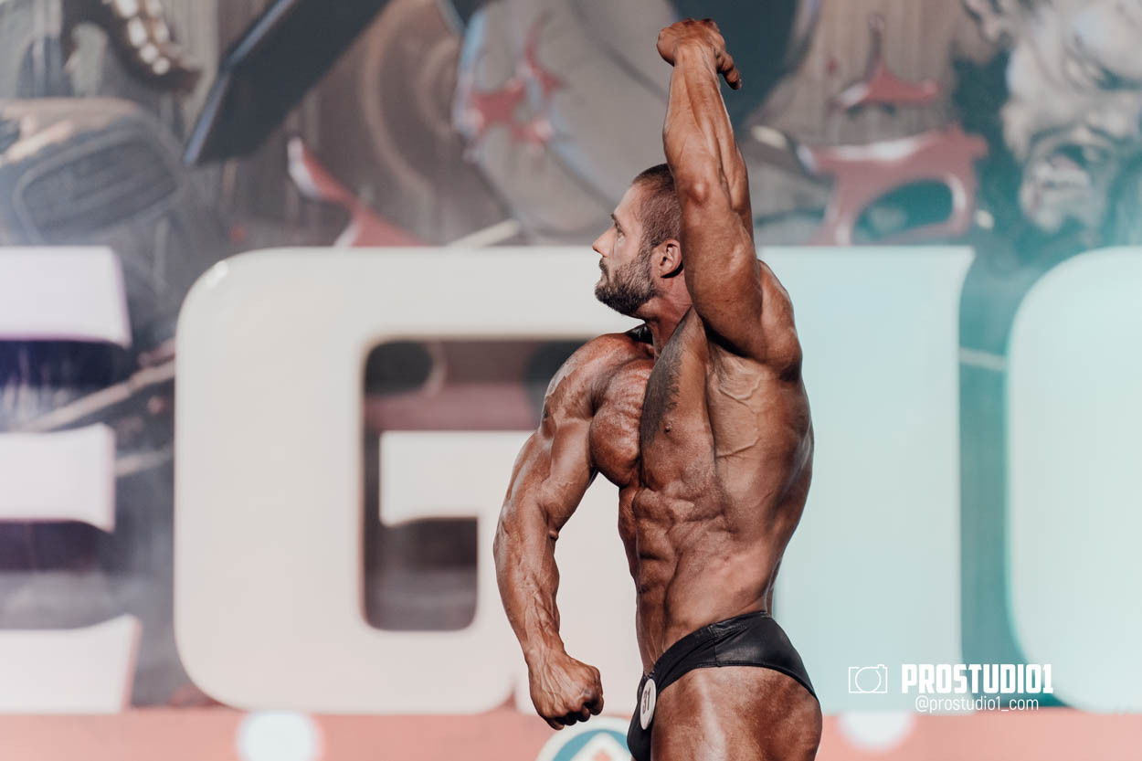 CLASSIC MEN’S PHYSIQUE. Photo & Video Production Studio #1