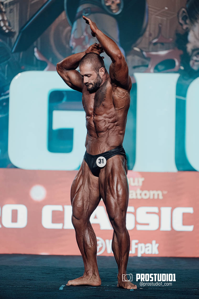 CLASSIC MEN’S PHYSIQUE. Photo & Video Production Studio #1