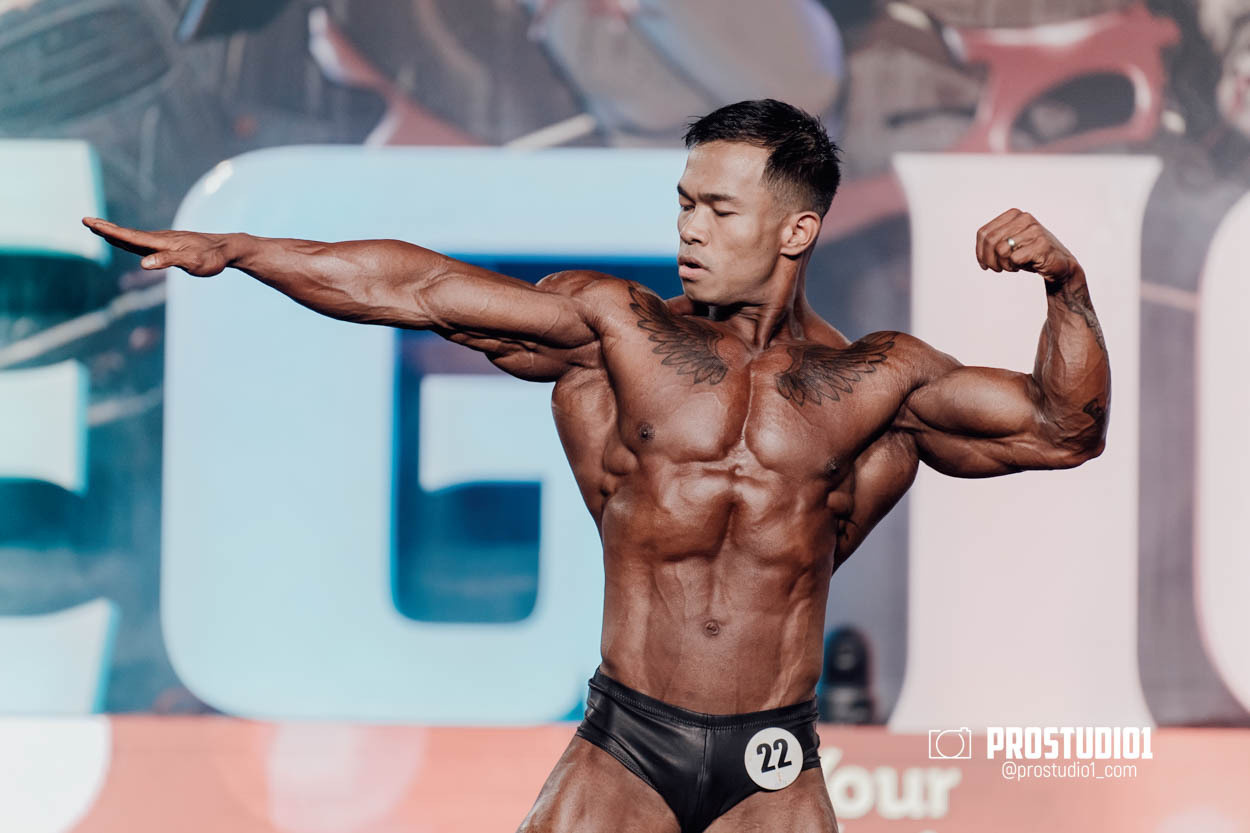 CLASSIC MEN’S PHYSIQUE. Photo & Video Production Studio #1