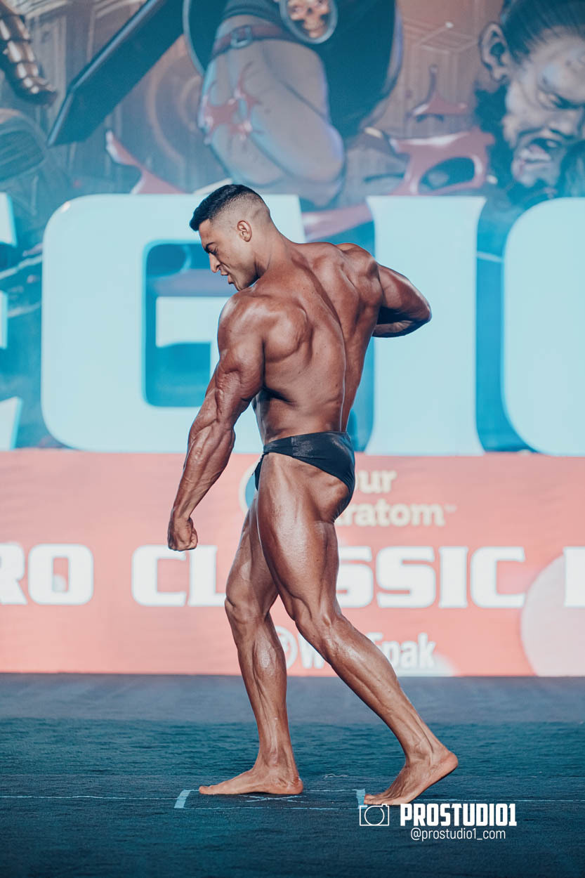 CLASSIC MEN’S PHYSIQUE. Photo & Video Production Studio #1