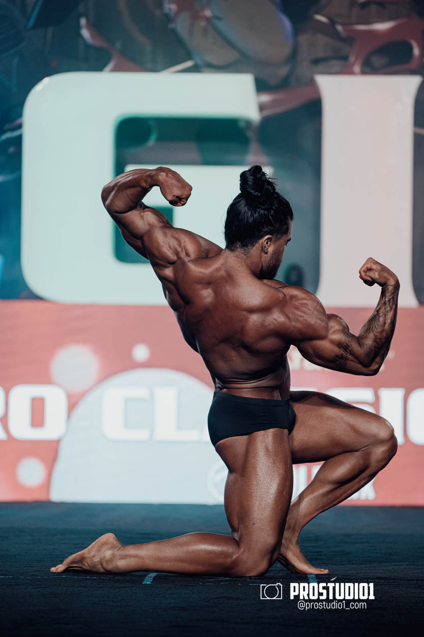 CLASSIC MEN’S PHYSIQUE. Photo & Video Production Studio #1