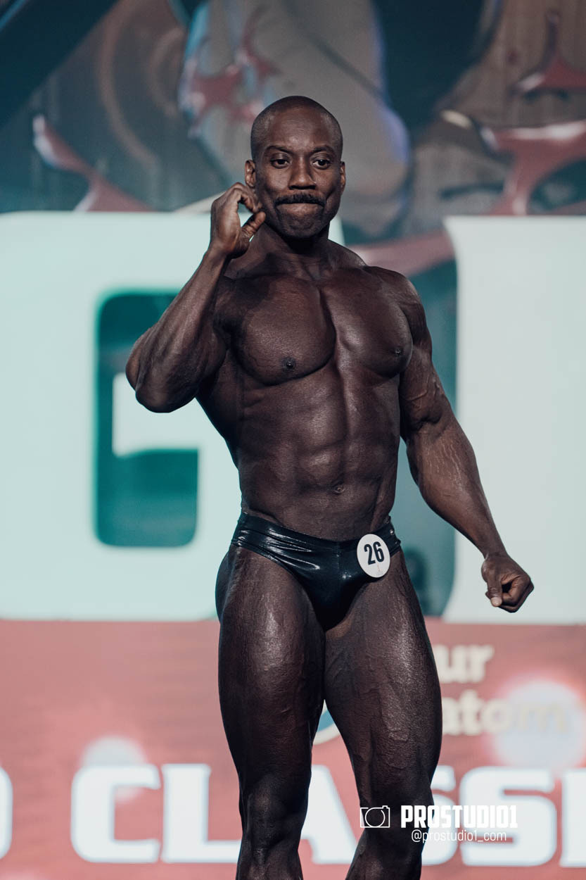 CLASSIC MEN’S PHYSIQUE. Photo & Video Production Studio #1