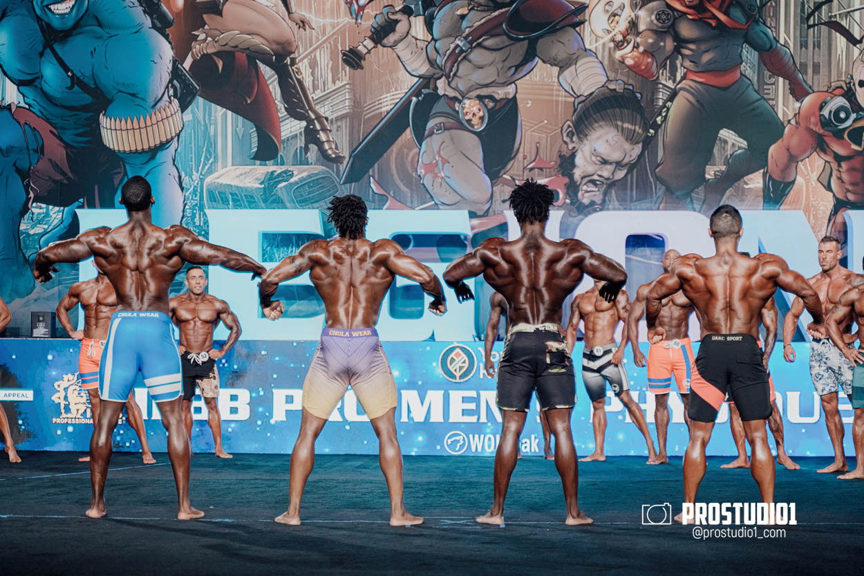 MEN’S PHYSIQUE. Photo & Video Production Studio #1