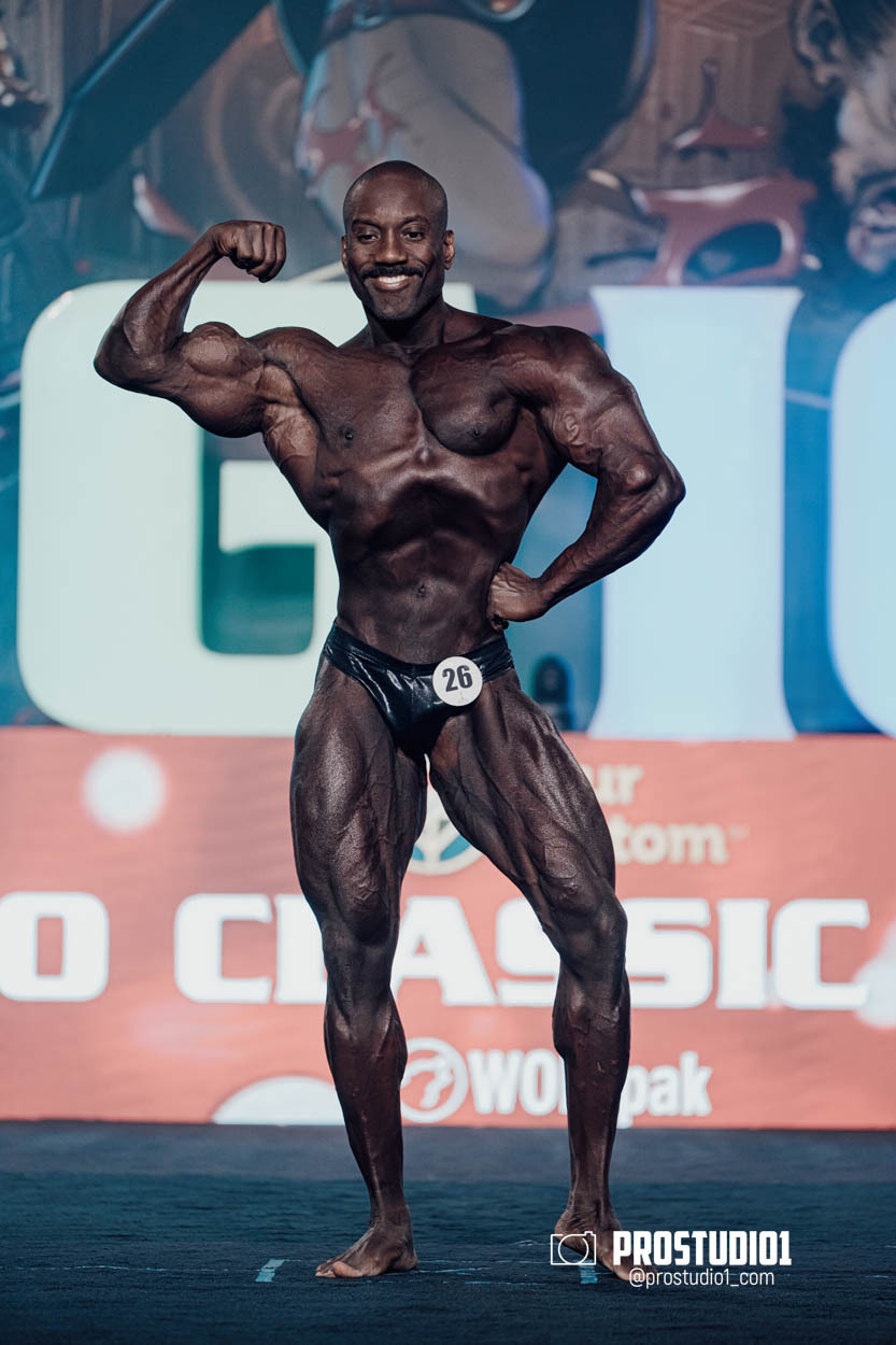 CLASSIC MEN’S PHYSIQUE. Photo & Video Production Studio #1