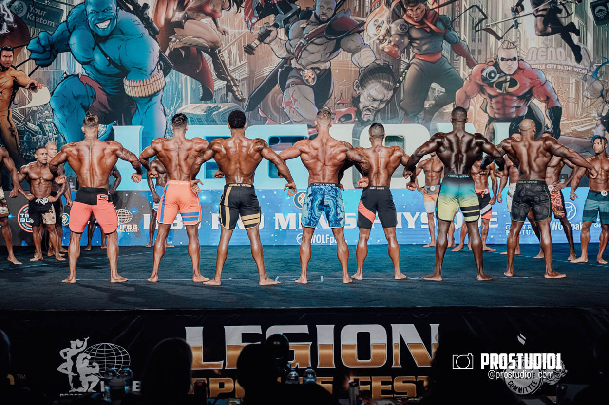 MEN’S PHYSIQUE. Photo & Video Production Studio #1