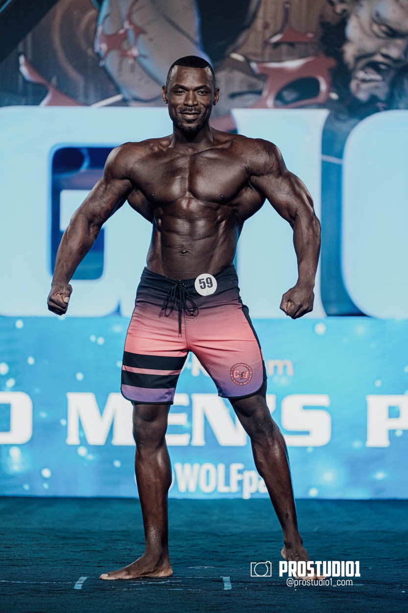 MEN’S PHYSIQUE. Photo & Video Production Studio #1