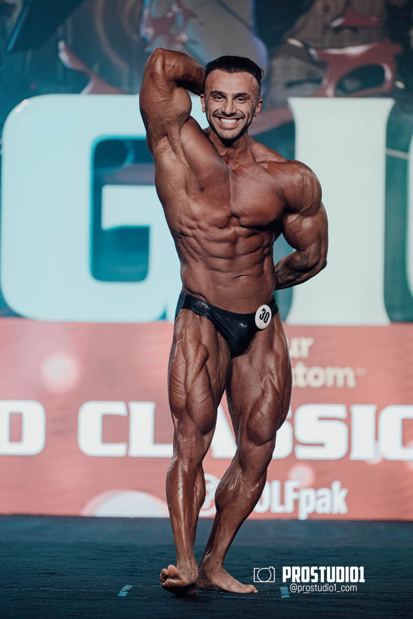 CLASSIC MEN’S PHYSIQUE. Photo & Video Production Studio #1