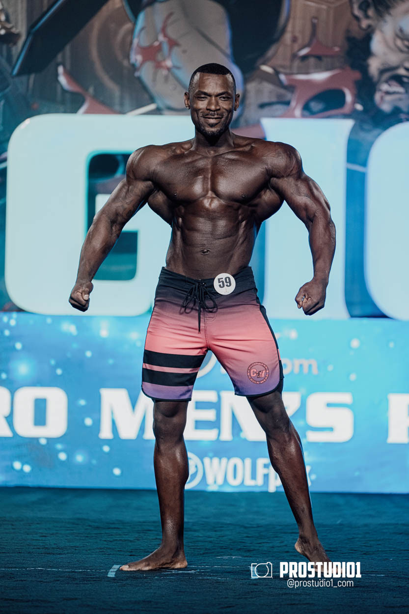 MEN’S PHYSIQUE. Photo & Video Production Studio #1