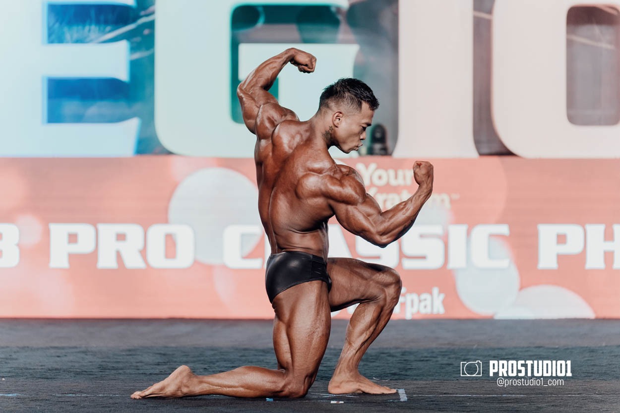 CLASSIC MEN’S PHYSIQUE. Photo & Video Production Studio #1