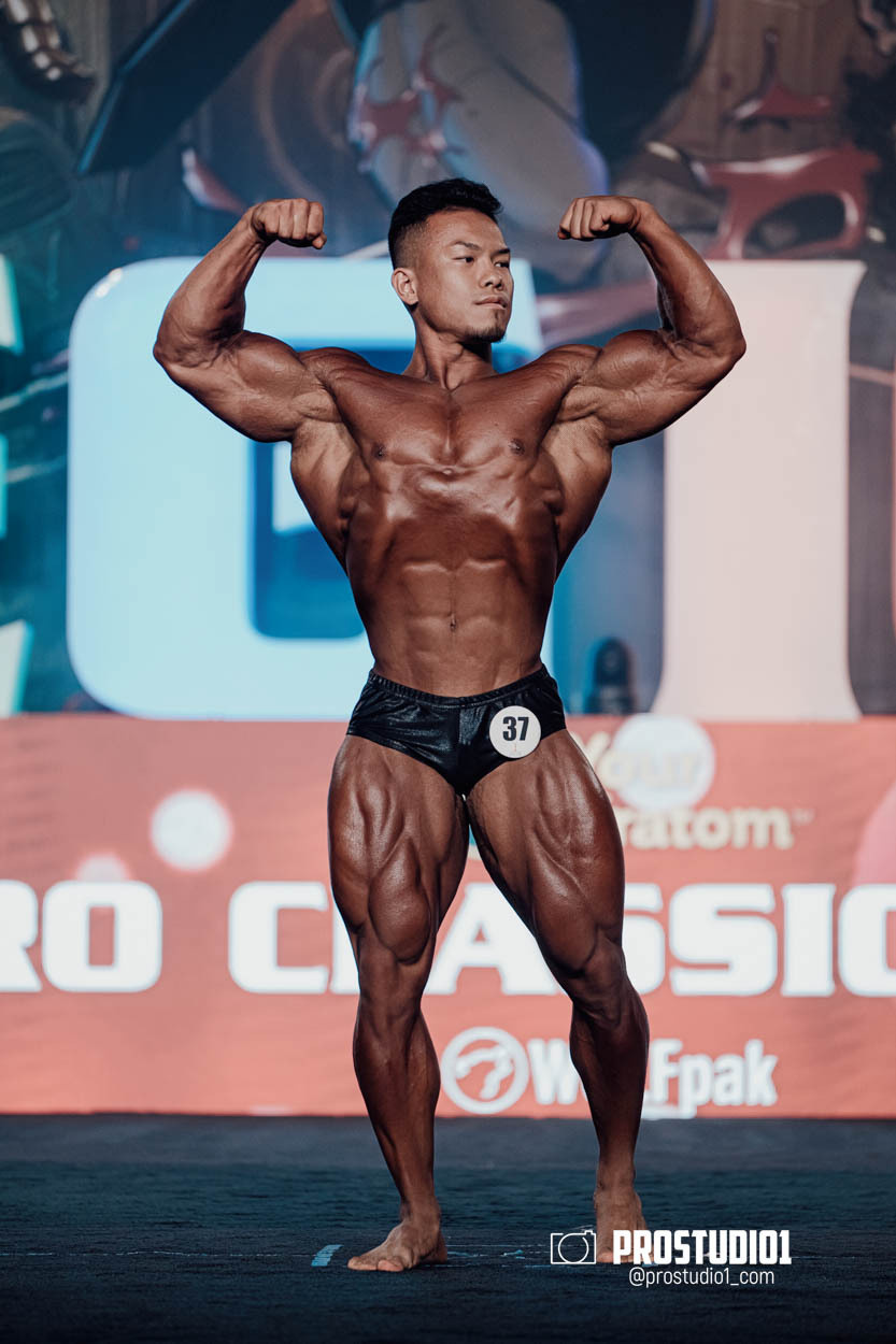 CLASSIC MEN’S PHYSIQUE. Photo & Video Production Studio #1
