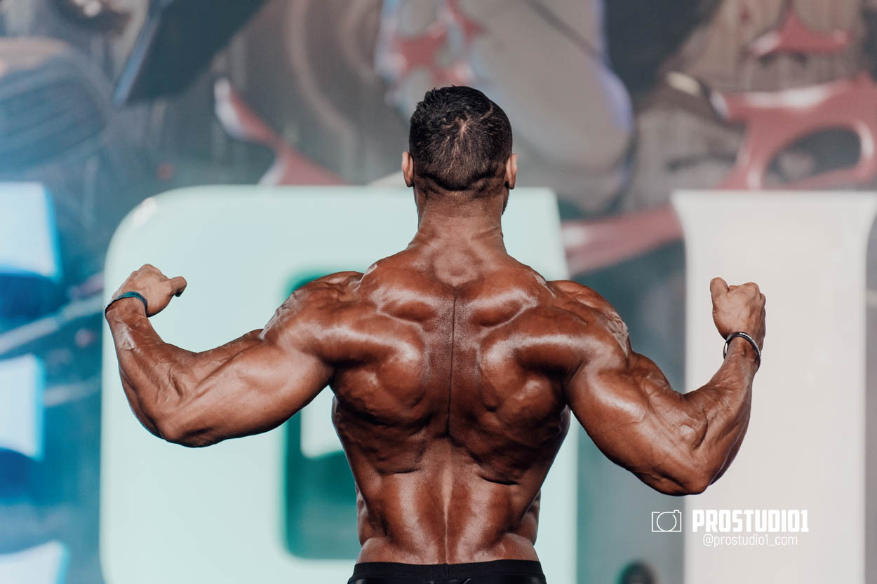 CLASSIC MEN’S PHYSIQUE. Photo & Video Production Studio #1