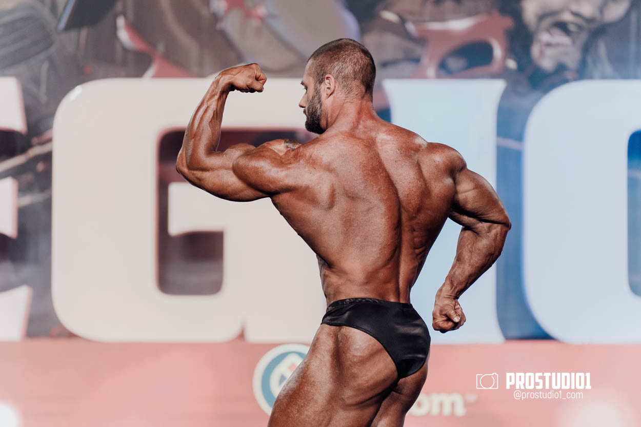 CLASSIC MEN’S PHYSIQUE. Photo & Video Production Studio #1