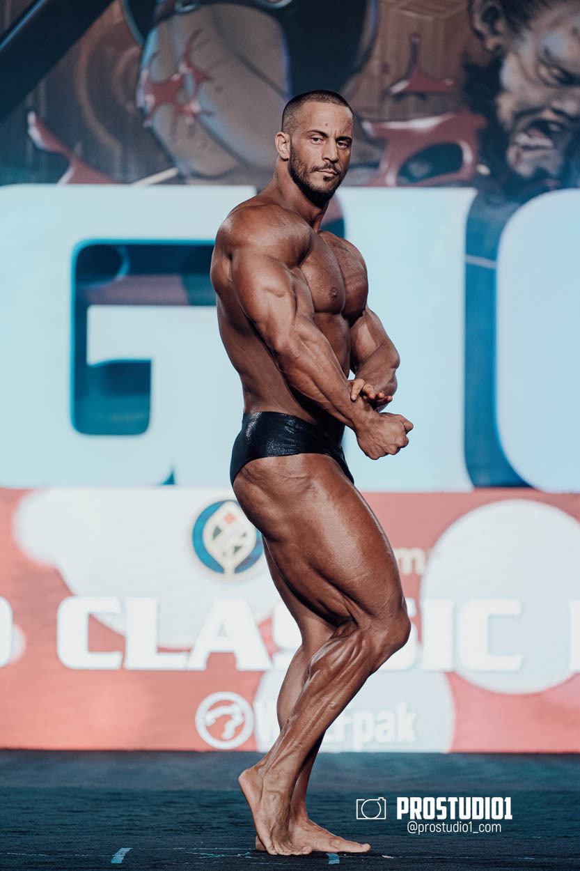 CLASSIC MEN’S PHYSIQUE. Photo & Video Production Studio #1