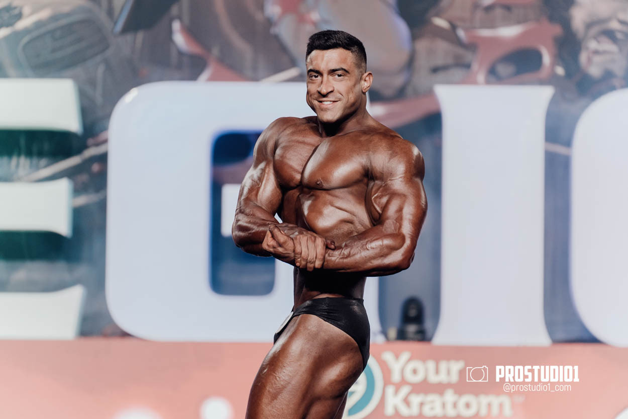 CLASSIC MEN’S PHYSIQUE. Photo & Video Production Studio #1