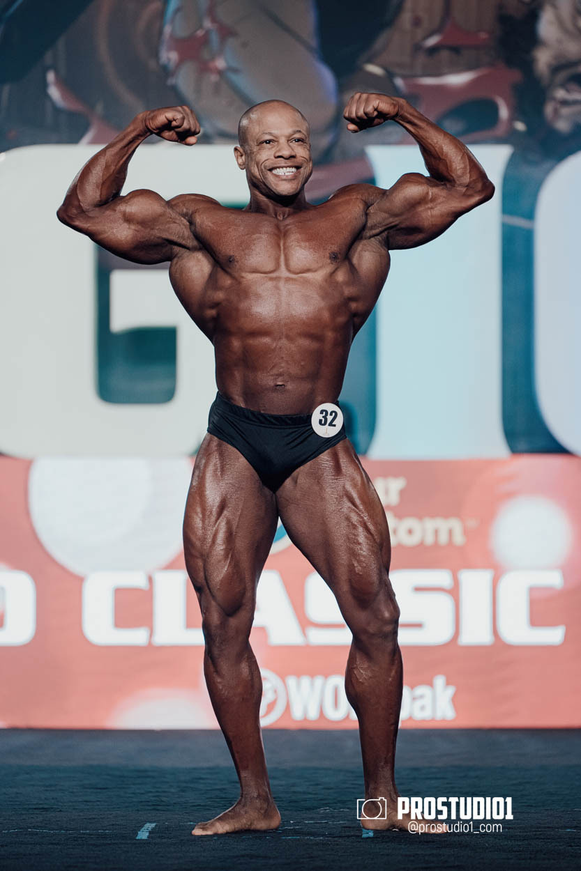 CLASSIC MEN’S PHYSIQUE. Photo & Video Production Studio #1