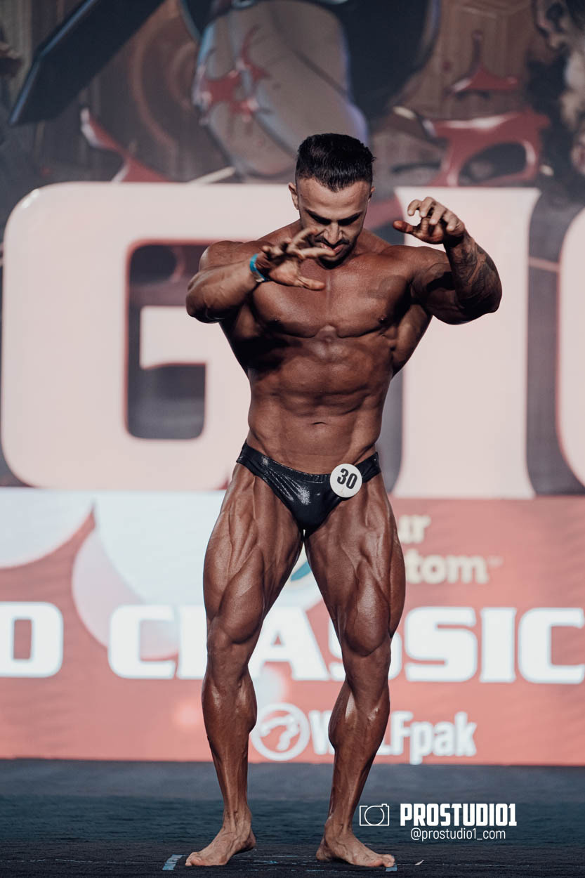 CLASSIC MEN’S PHYSIQUE. Photo & Video Production Studio #1