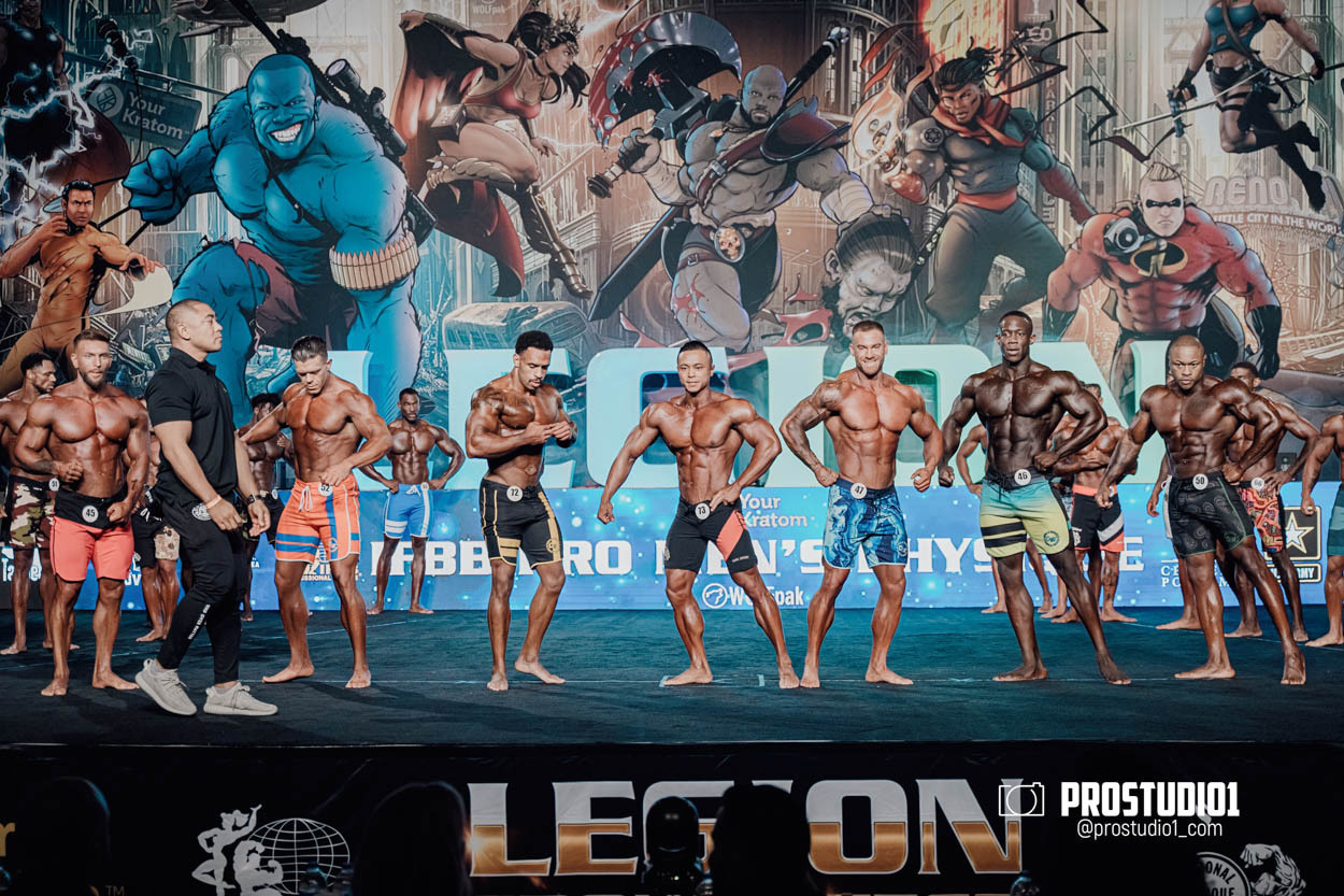 MEN’S PHYSIQUE. Photo & Video Production Studio #1