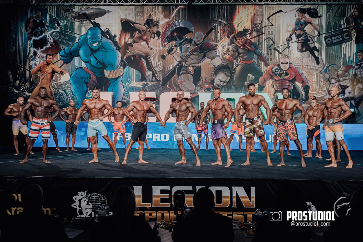 MEN’S PHYSIQUE. Photo & Video Production Studio #1