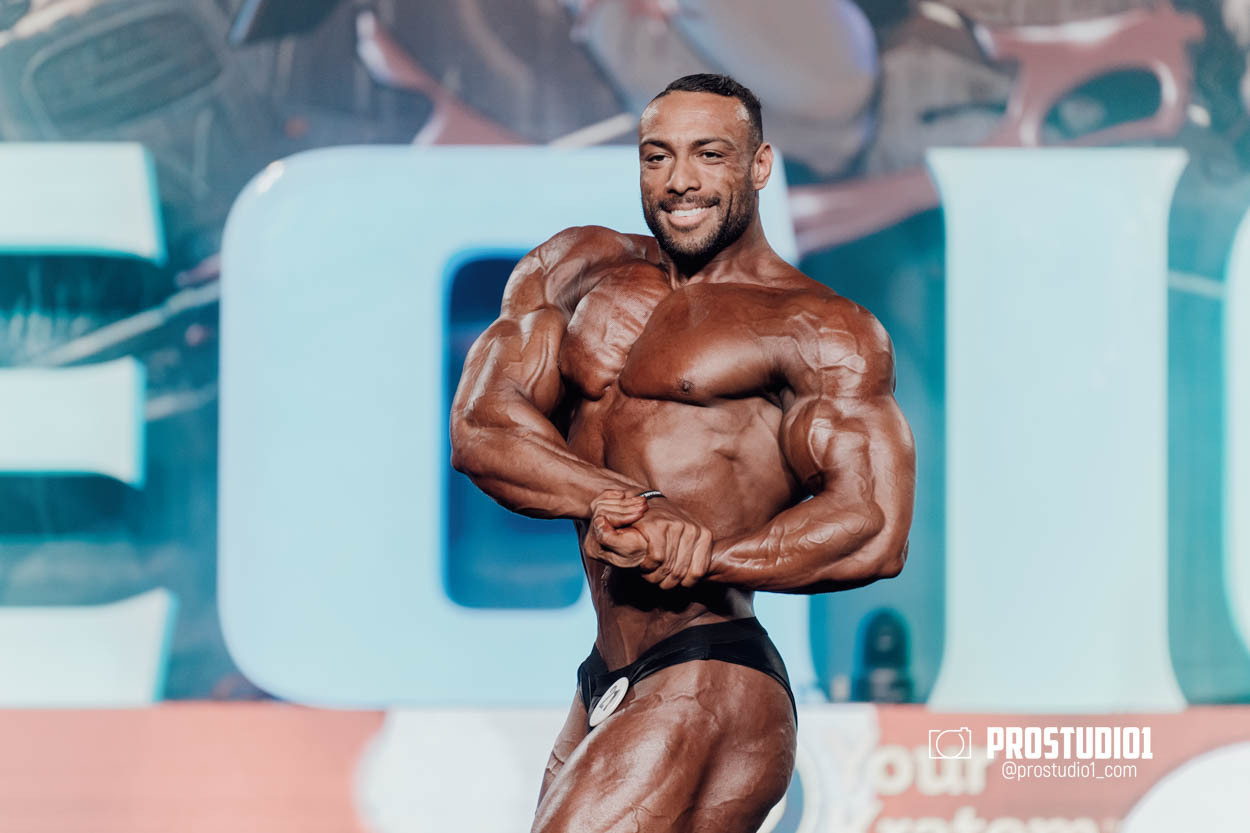 CLASSIC MEN’S PHYSIQUE. Photo & Video Production Studio #1