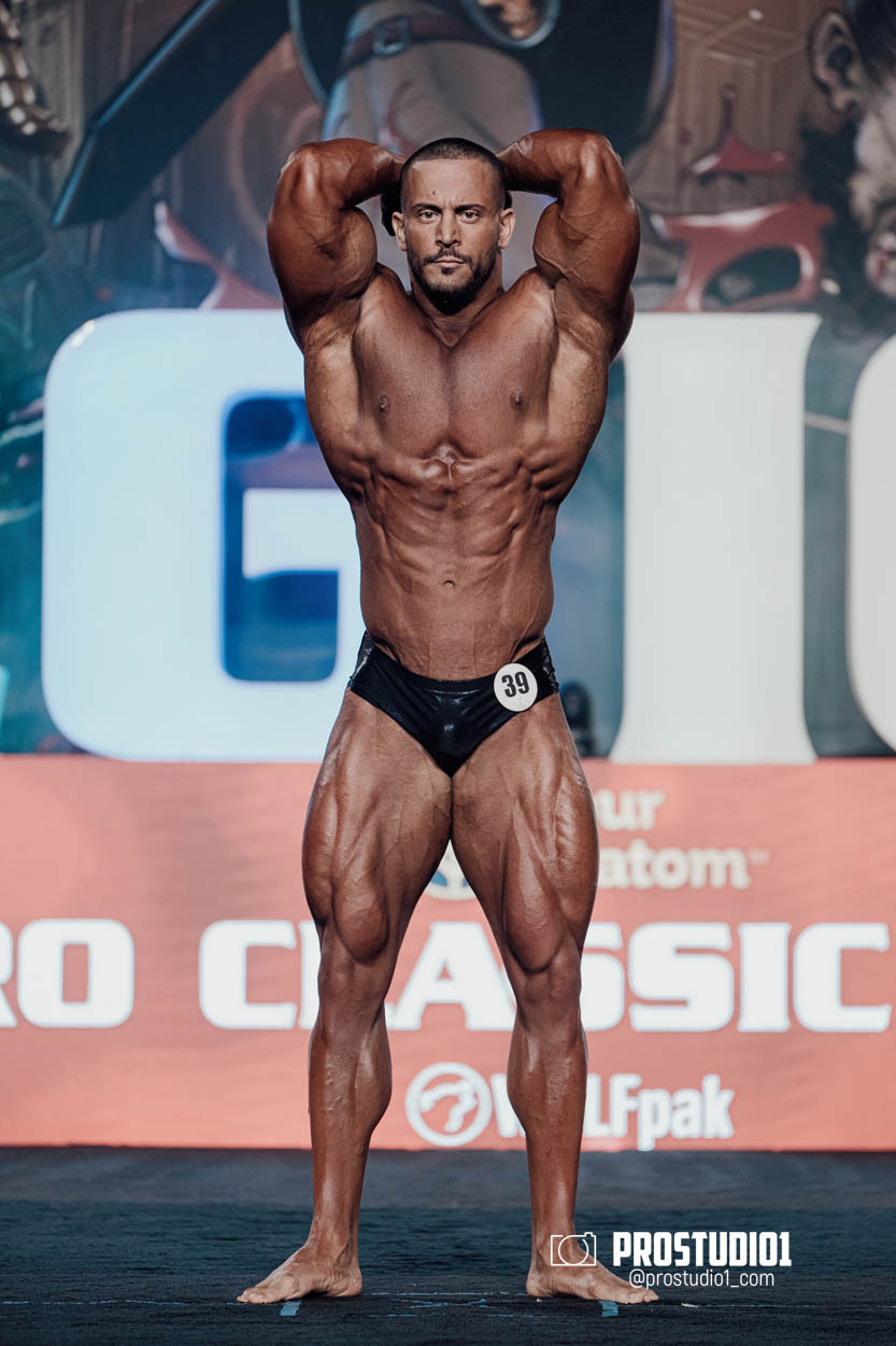 CLASSIC MEN’S PHYSIQUE. Photo & Video Production Studio #1