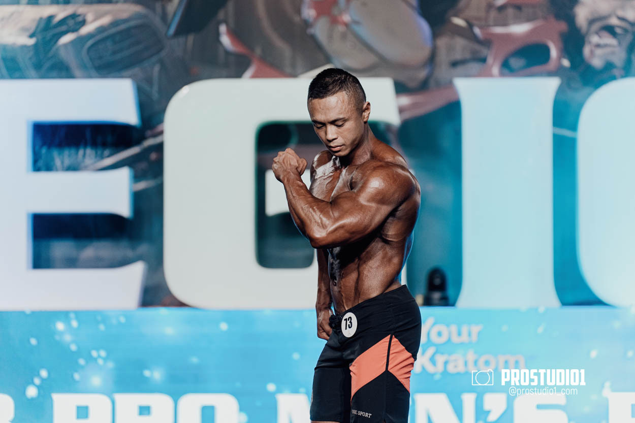 MEN’S PHYSIQUE. Photo & Video Production Studio #1