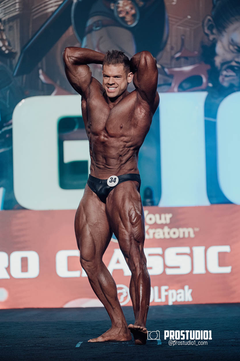 CLASSIC MEN’S PHYSIQUE. Photo & Video Production Studio #1