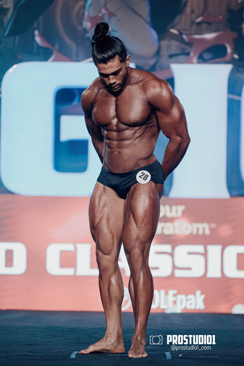 CLASSIC MEN’S PHYSIQUE. Photo & Video Production Studio #1