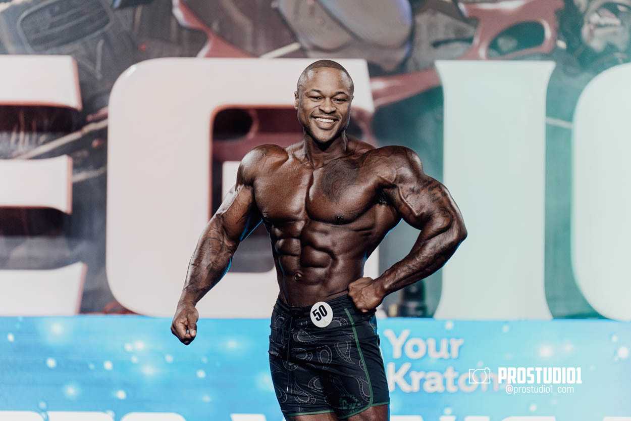 MEN’S PHYSIQUE. Photo & Video Production Studio #1