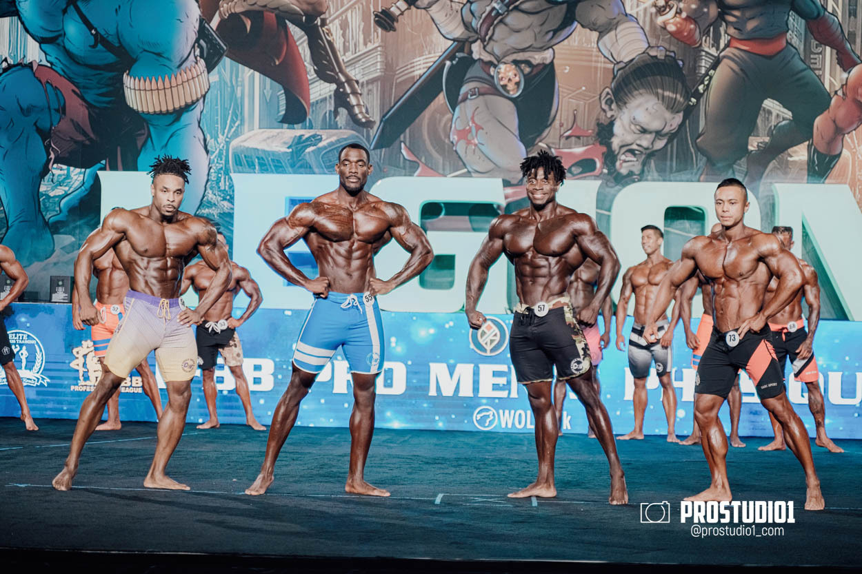 MEN’S PHYSIQUE. Photo & Video Production Studio #1