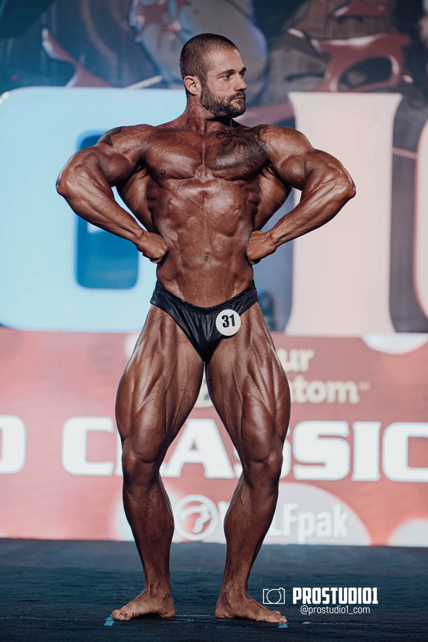 CLASSIC MEN’S PHYSIQUE. Photo & Video Production Studio #1