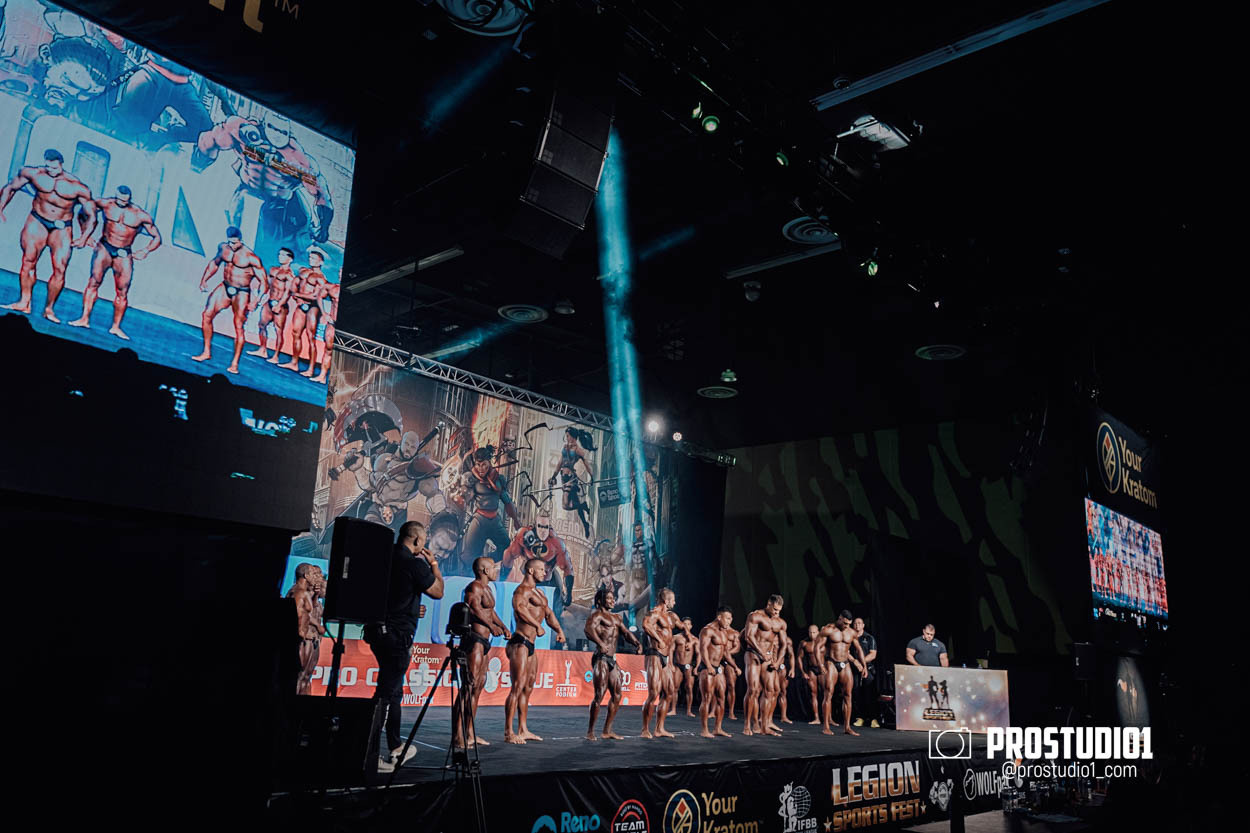 CLASSIC MEN’S PHYSIQUE. Photo & Video Production Studio #1