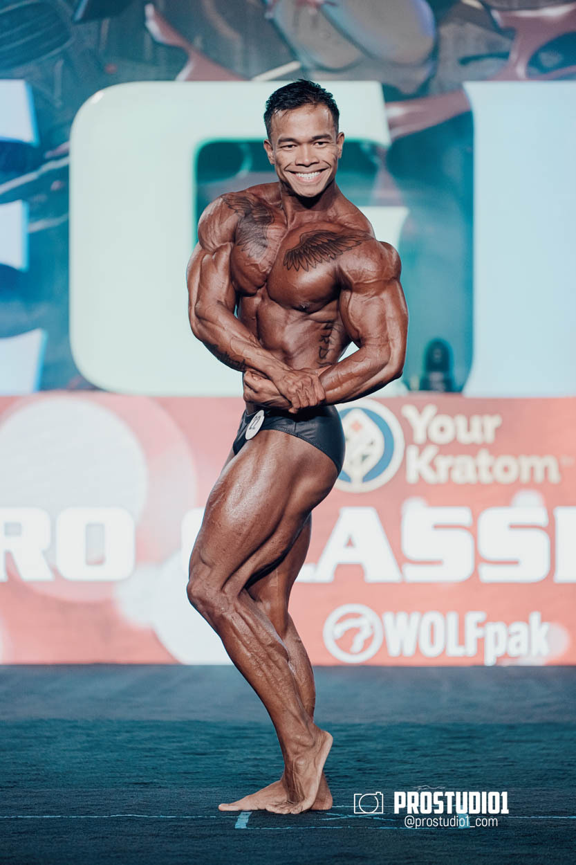 CLASSIC MEN’S PHYSIQUE. Photo & Video Production Studio #1