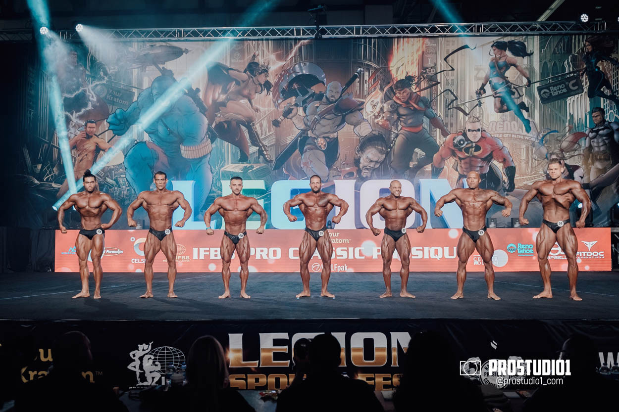 CLASSIC MEN’S PHYSIQUE. Photo & Video Production Studio #1
