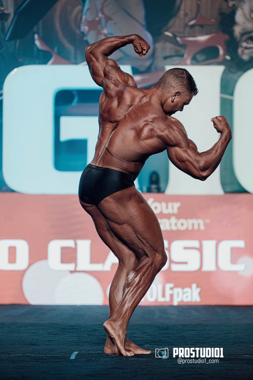 CLASSIC MEN’S PHYSIQUE. Photo & Video Production Studio #1