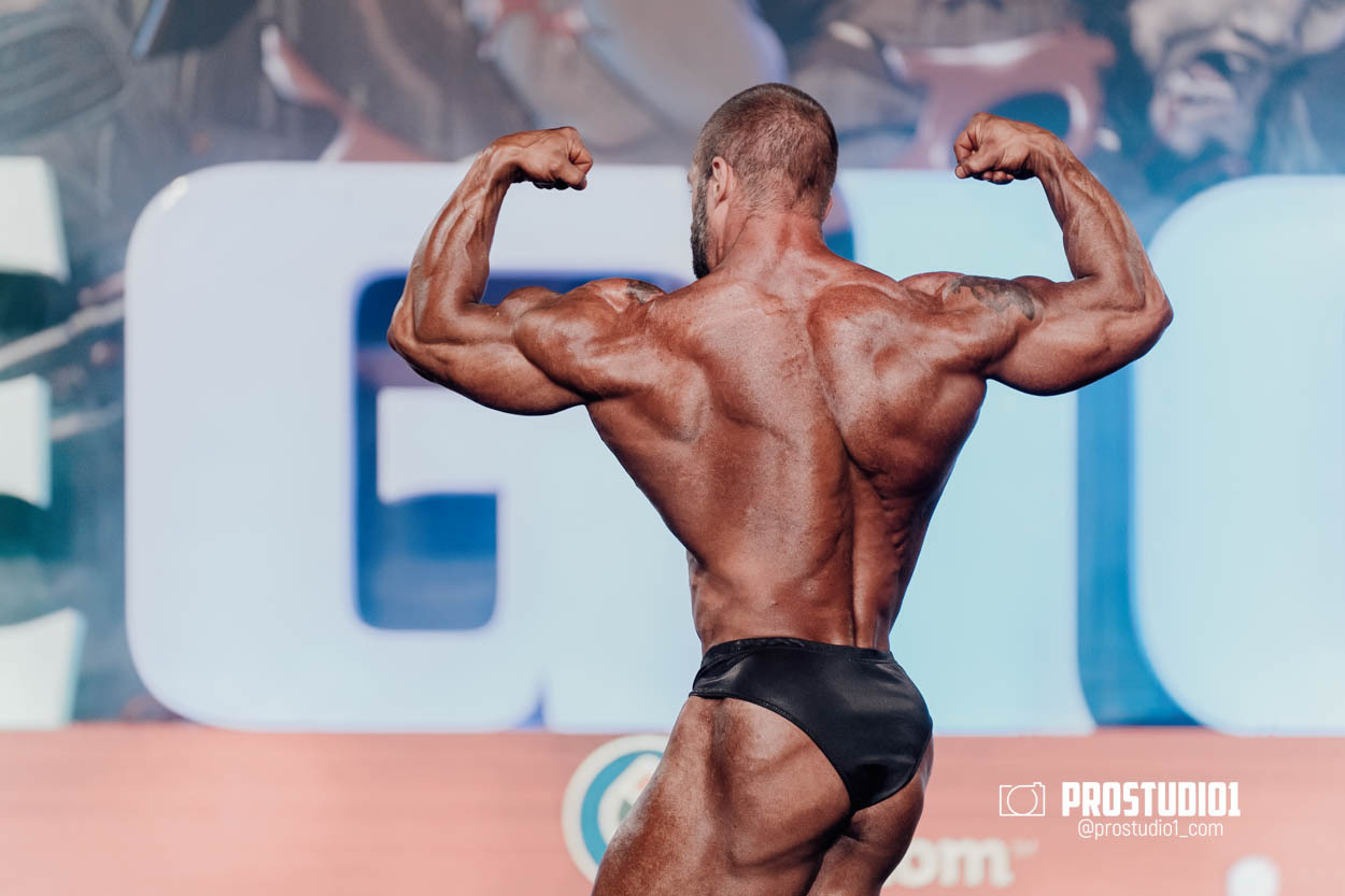 CLASSIC MEN’S PHYSIQUE. Photo & Video Production Studio #1
