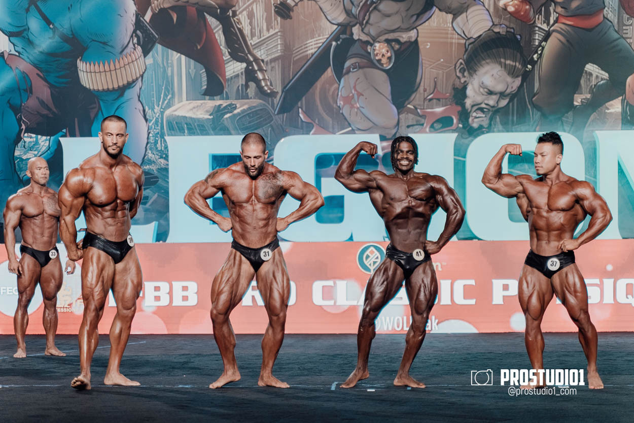 CLASSIC MEN’S PHYSIQUE. Photo & Video Production Studio #1