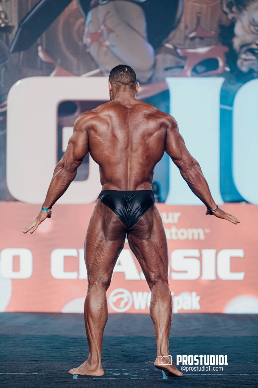 CLASSIC MEN’S PHYSIQUE. Photo & Video Production Studio #1