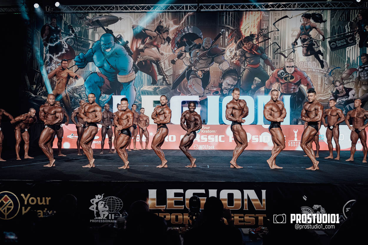 CLASSIC MEN’S PHYSIQUE. Photo & Video Production Studio #1
