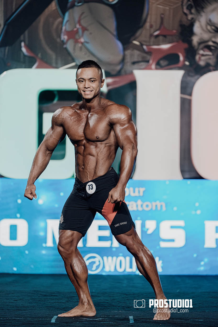 MEN’S PHYSIQUE. Photo & Video Production Studio #1