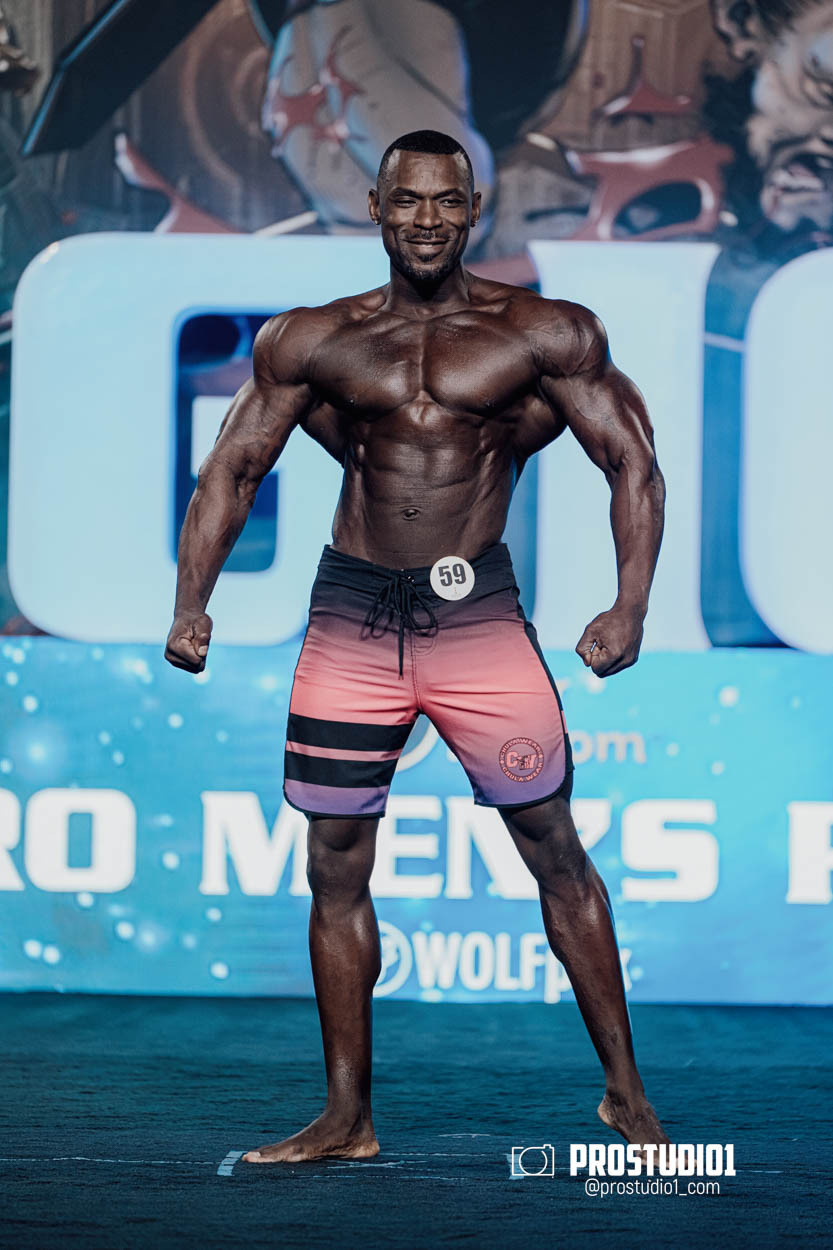 MEN’S PHYSIQUE. Photo & Video Production Studio #1