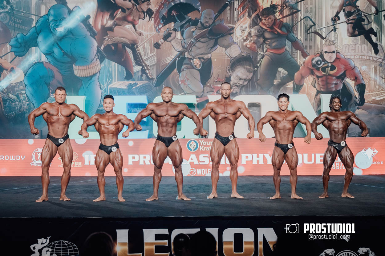 CLASSIC MEN’S PHYSIQUE. Photo & Video Production Studio #1