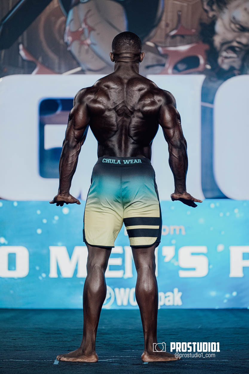 MEN’S PHYSIQUE. Photo & Video Production Studio #1